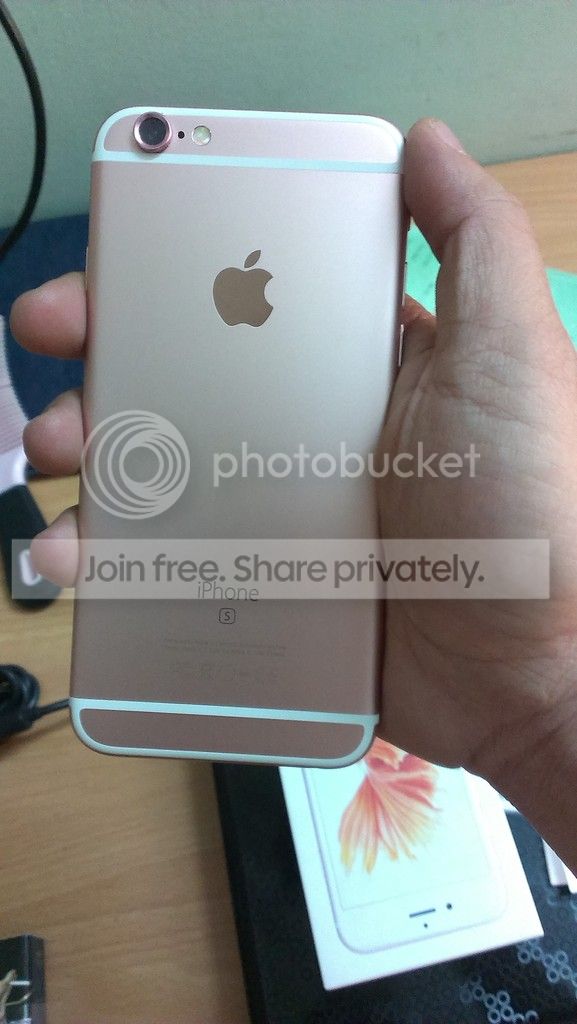 Bán iphone 6s 16g màu Rose new 99,99%, fullbox, hàng tgdđ bh den t12/2016. Giá 15tr - 1