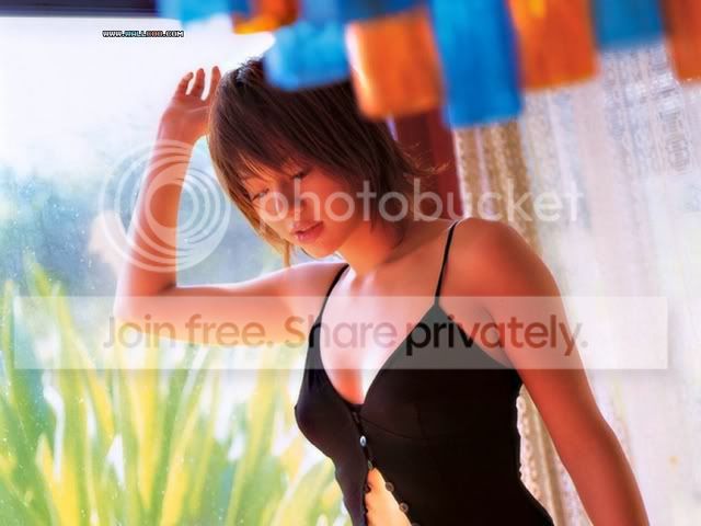 Bikini_Girls_25.jpg